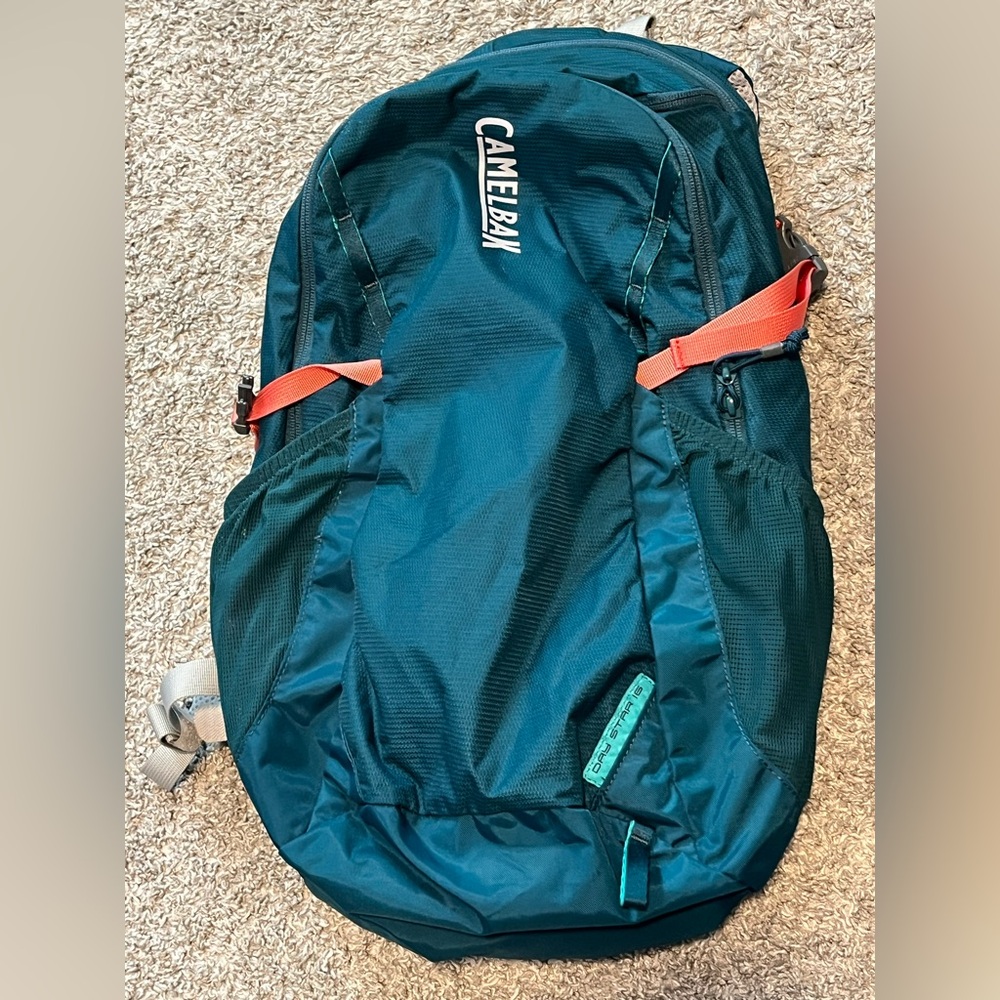 CamelBak Day Star 16 bag